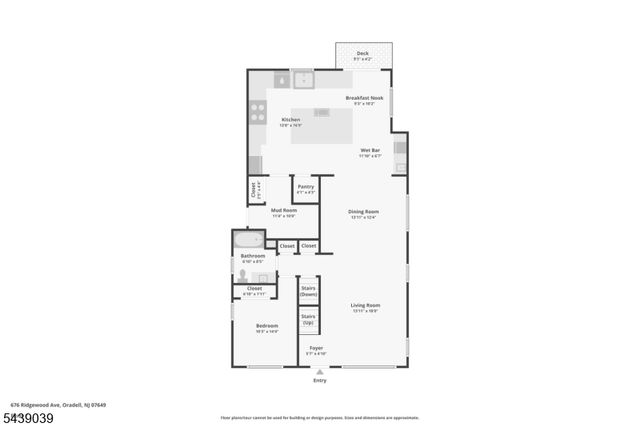 676 Ridgewood Rd, Oradell Boro, NJ 07649
