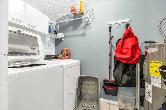 2640 W Gately Dr W 1102, West Palm Beach, FL 33415