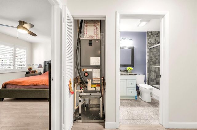 2640 W Gately Dr W 1102, West Palm Beach, FL 33415