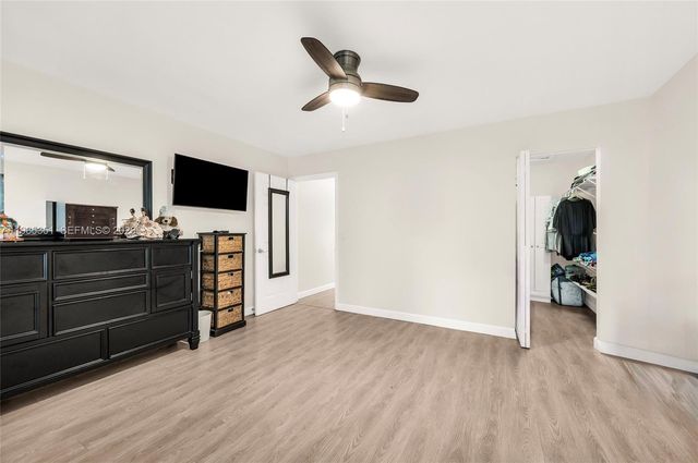 2640 W Gately Dr W 1102, West Palm Beach, FL 33415