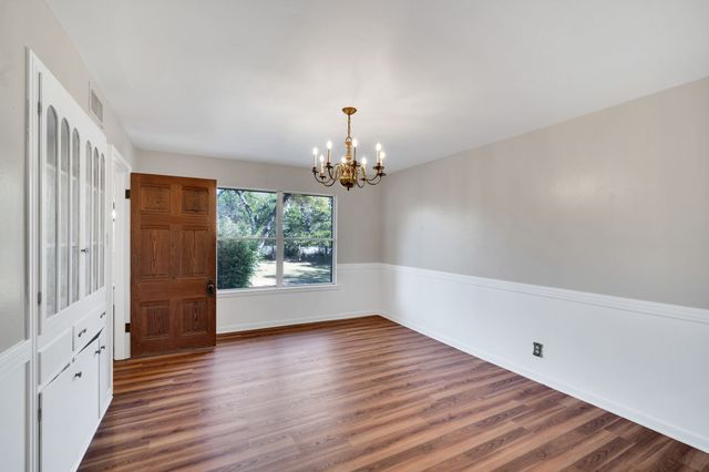 1122 W Main Street, Waxahachie, TX 75165