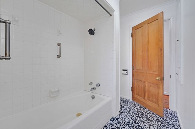 1122 W Main Street, Waxahachie, TX 75165