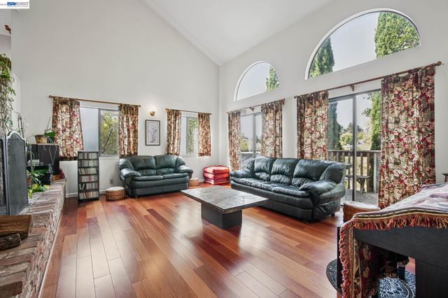 1520 Grand, Piedmont, CA 94611