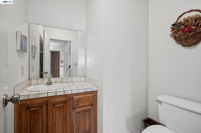 1520 Grand, Piedmont, CA 94611