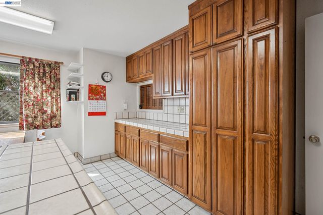 1520 Grand, Piedmont, CA 94611