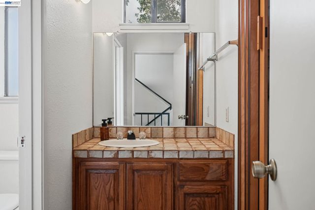 1520 Grand, Piedmont, CA 94611