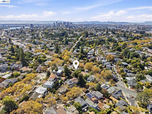 1520 Grand, Piedmont, CA 94611