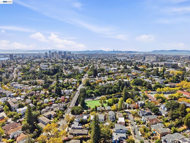 1520 Grand, Piedmont, CA 94611