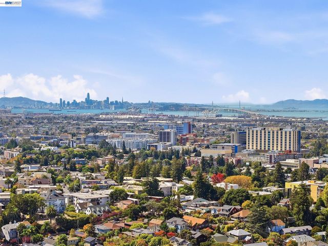 1520 Grand, Piedmont, CA 94611