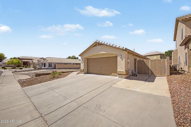 6436 W SADDLEHORN Road, Phoenix, AZ 85083