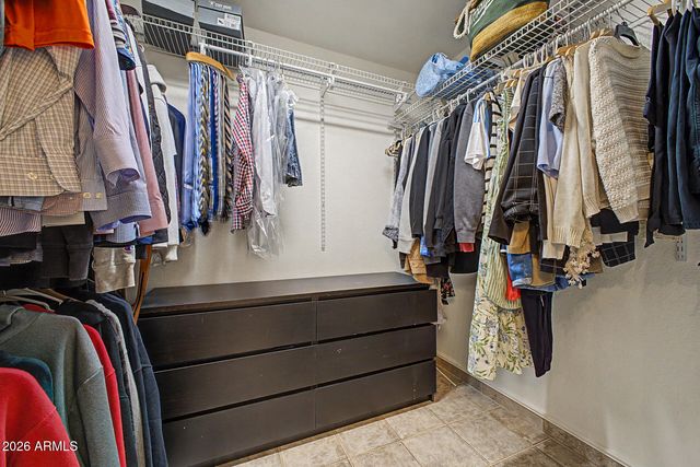 6436 W SADDLEHORN Road, Phoenix, AZ 85083