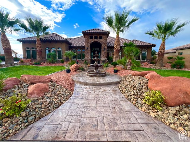 2238 S REDSTONE RD, Hurricane, UT 84737