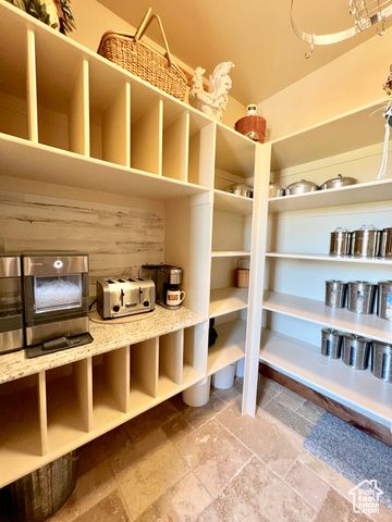 2238 S REDSTONE RD, Hurricane, UT 84737