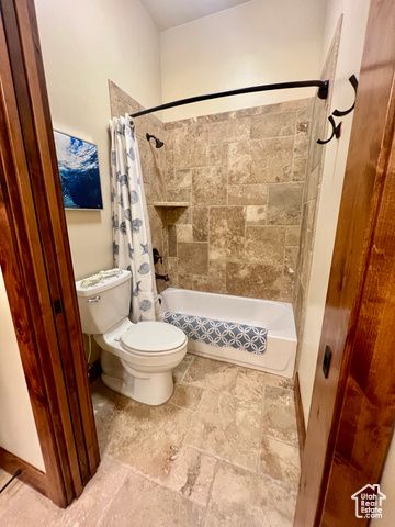 2238 S REDSTONE RD, Hurricane, UT 84737