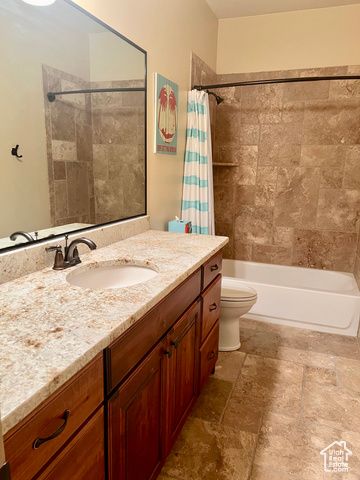 2238 S REDSTONE RD, Hurricane, UT 84737