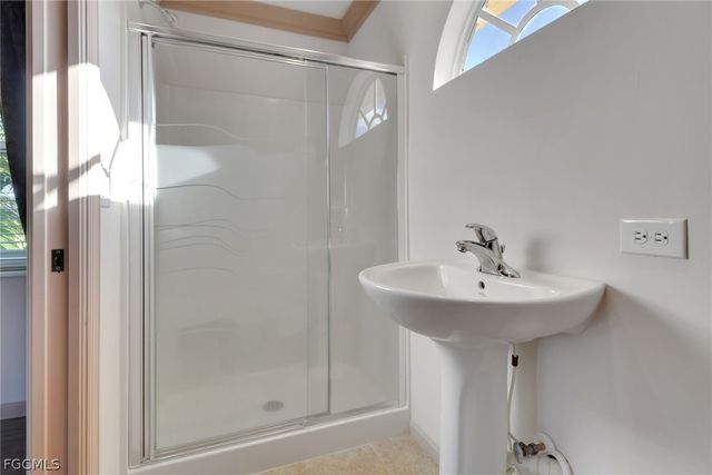 4918 SW 27th AVE, Cape Coral, FL 33914