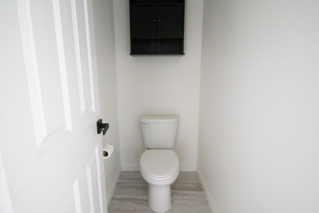 2230 S Velie Street, Visalia, CA 93292