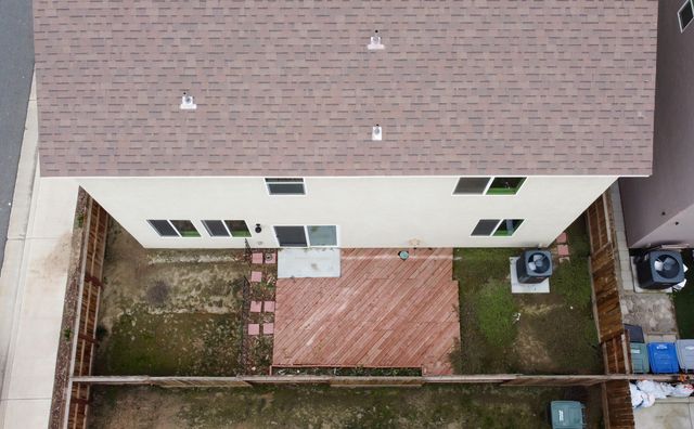 2230 S Velie Street, Visalia, CA 93292