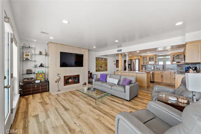 714 Seacoast Drive 211, Imperial Beach, CA 91932