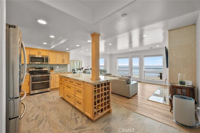 714 Seacoast Drive 211, Imperial Beach, CA 91932
