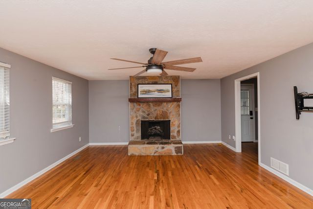 4906 S Bent Pine Court, Douglasville, GA 30135