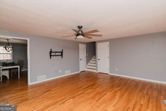 4906 S Bent Pine Court, Douglasville, GA 30135