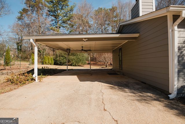 4906 S Bent Pine Court, Douglasville, GA 30135