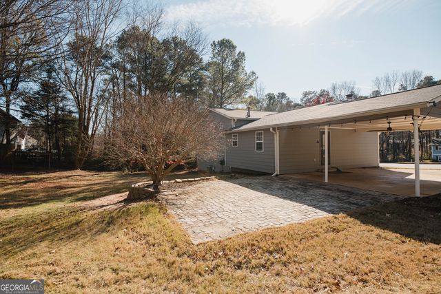 4906 S Bent Pine Court, Douglasville, GA 30135