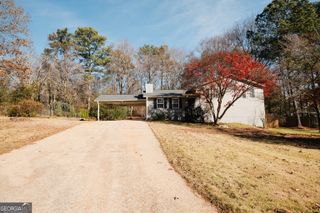 4906 S Bent Pine Court, Douglasville, GA 30135