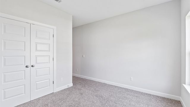 105 Heritage Way, Headland, AL 36345