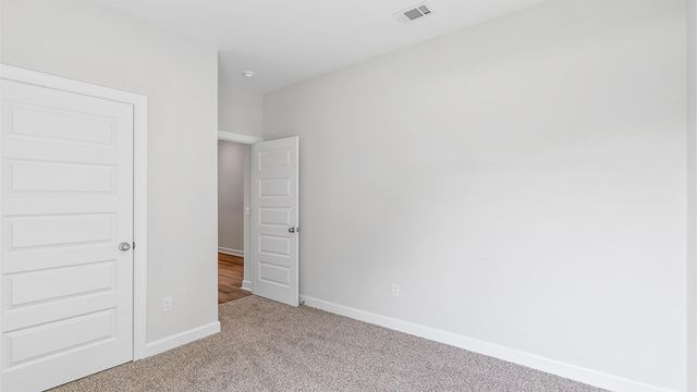 105 Heritage Way, Headland, AL 36345