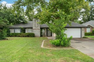 507 CHARLOTTE AVENUE, Burkburnett, TX 76354