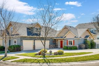 201 E Mikyl Ridge Loop, Nampa, ID 83686