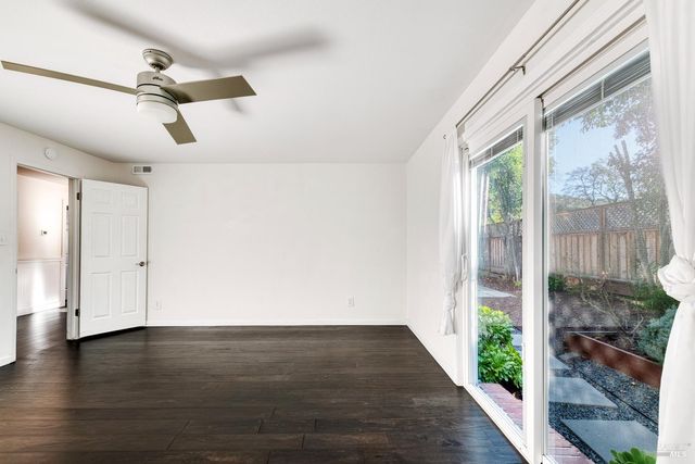 1534 Buchanan St, Novato, CA 94947