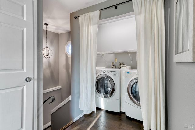 1534 Buchanan St, Novato, CA 94947