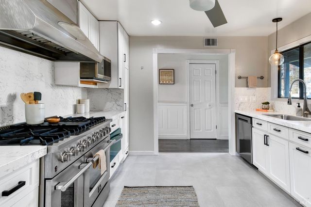 1534 Buchanan St, Novato, CA 94947