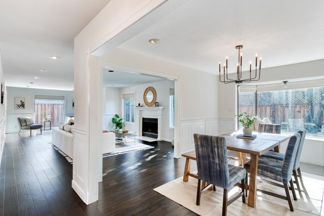 1534 Buchanan St, Novato, CA 94947