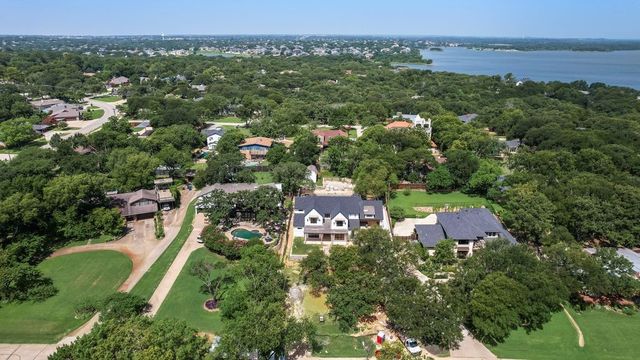7 Horseshoe Drive, Highland Village, TX 75077