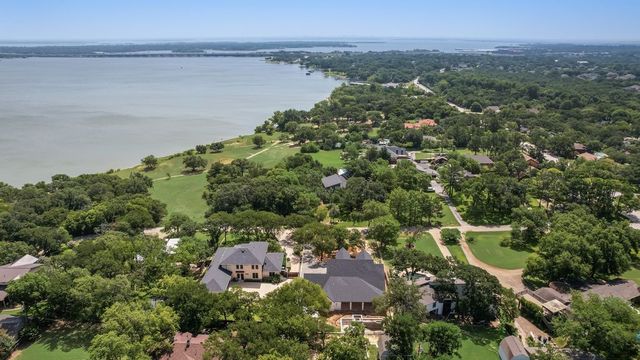 7 Horseshoe Drive, Highland Village, TX 75077