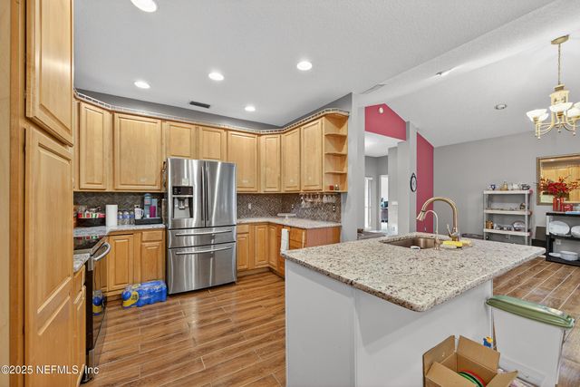 11319 SIMMONS Road, Jacksonville, FL 32218