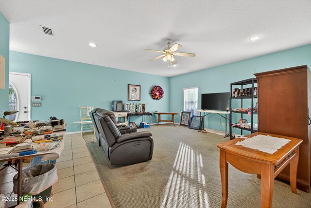 11319 SIMMONS Road, Jacksonville, FL 32218