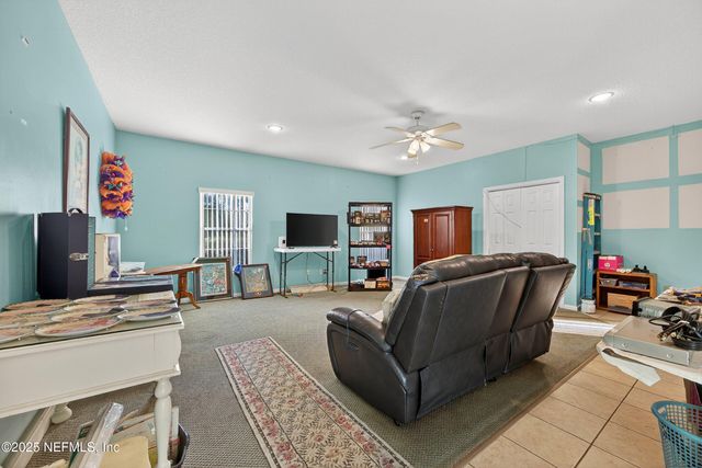 11319 SIMMONS Road, Jacksonville, FL 32218