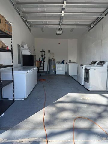 9302 N MARGARET AVENUE, Tampa, FL 33612