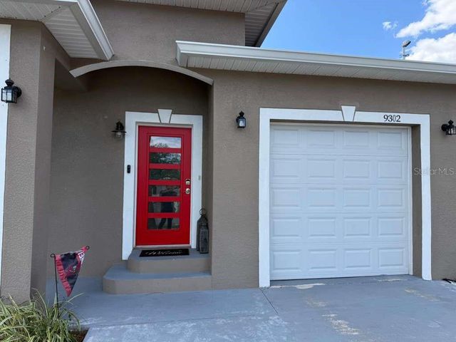9302 N MARGARET AVENUE, Tampa, FL 33612