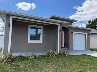 9302 N MARGARET AVENUE, Tampa, FL 33612