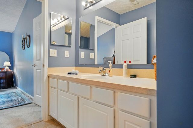7950 Chapel Stone Road, Blacklick, OH 43004