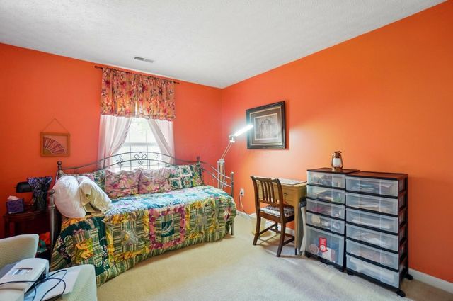 7950 Chapel Stone Road, Blacklick, OH 43004