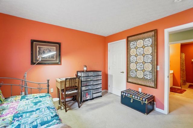 7950 Chapel Stone Road, Blacklick, OH 43004