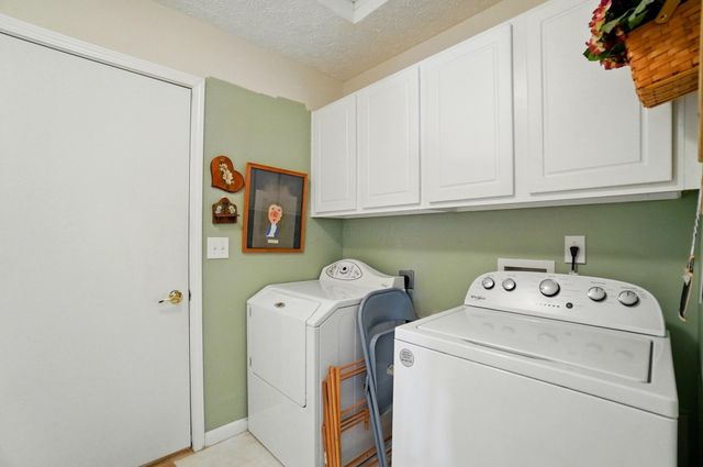 7950 Chapel Stone Road, Blacklick, OH 43004