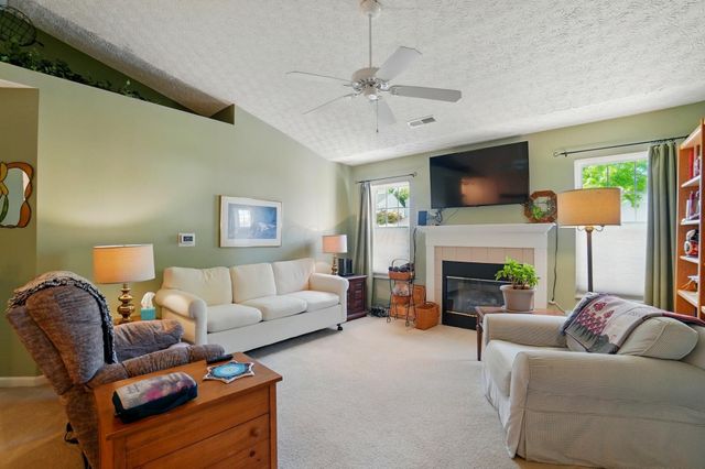7950 Chapel Stone Road, Blacklick, OH 43004